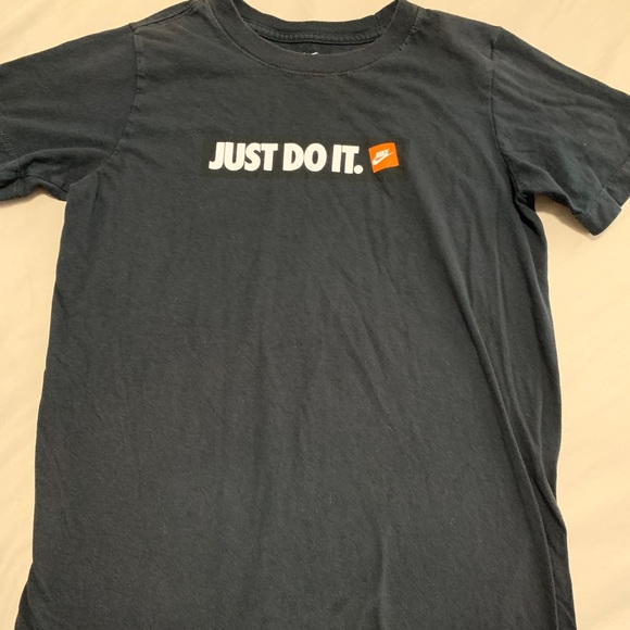 boys nike shirts on sale